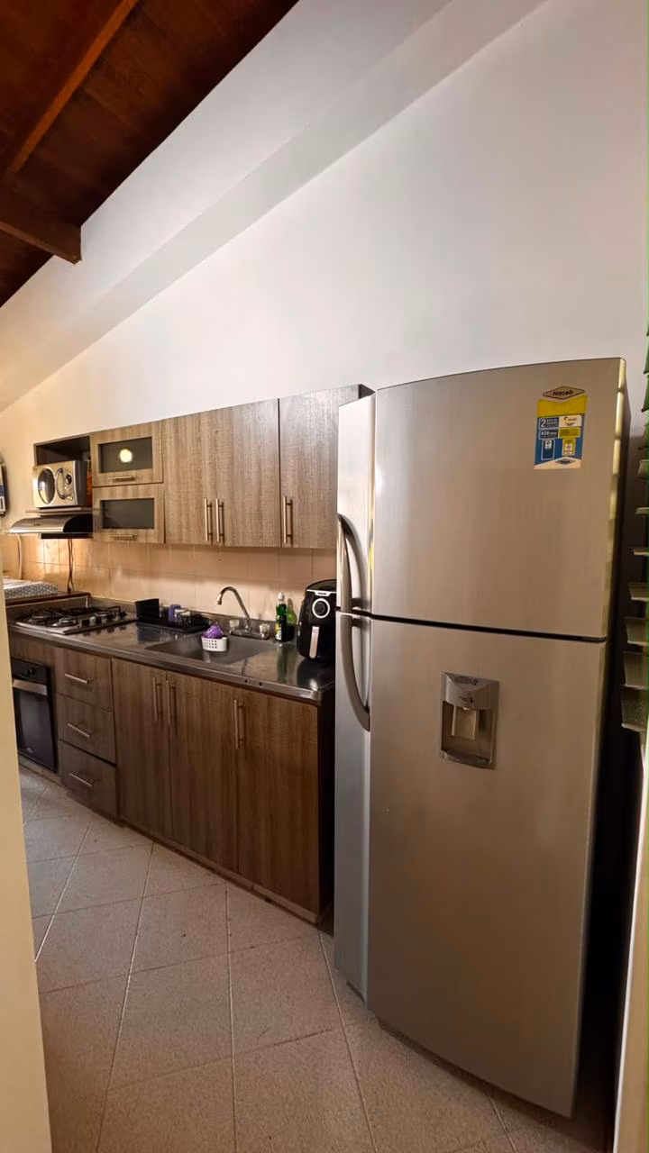 3-bedroom furnished apartment in San Joaquín, Medellín — photo 4 of 18