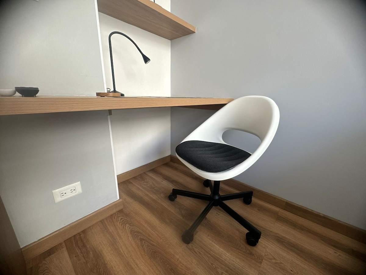 Apartment • Parque de la 93 • Coworking space - Bathroom