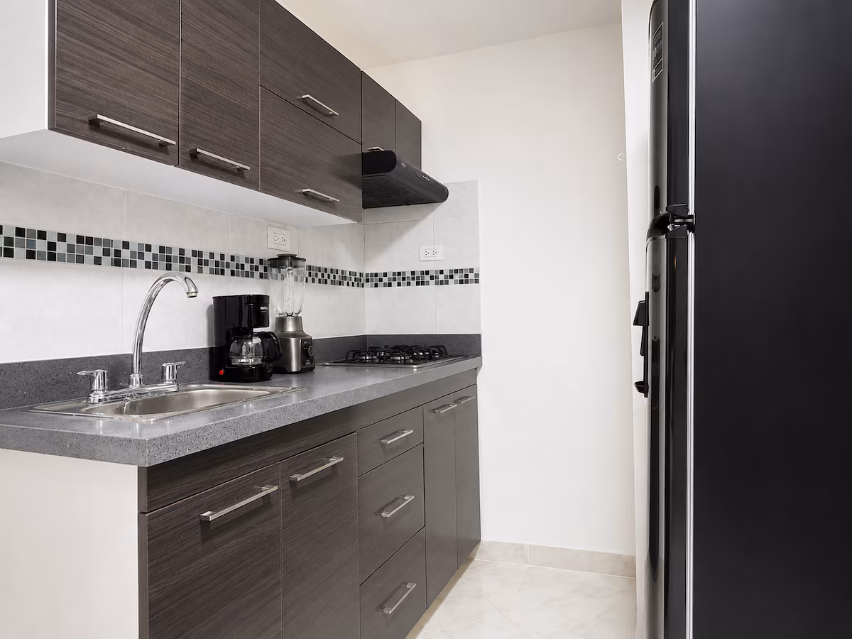 3-bedroom furnished apartment in Cerro nutivara , Medellín — photo 2 of 21