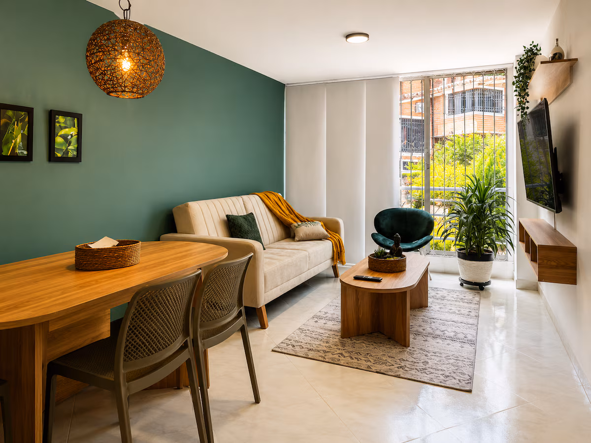 3-bedroom furnished apartment in Cerro nutivara , Medellín — photo 1 of 21